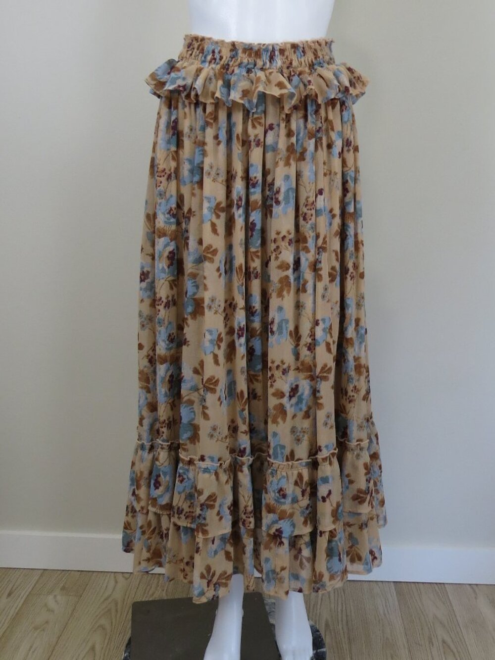 AERIE Tiered Ruffle Lined Floral Maxi Skirt SIZE SMALL Blue Brown